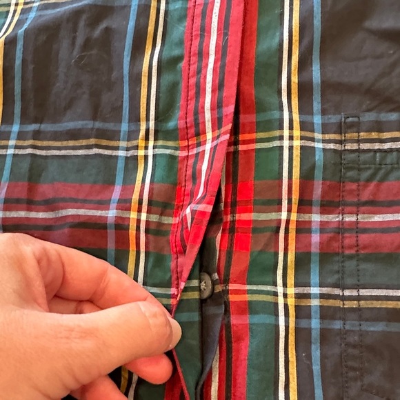 JCrew Plaid Button-Down Shirt in Excellent Condition - Picture 3 of 5